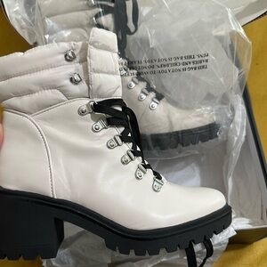 Nine West Women's White Lace Up Boots